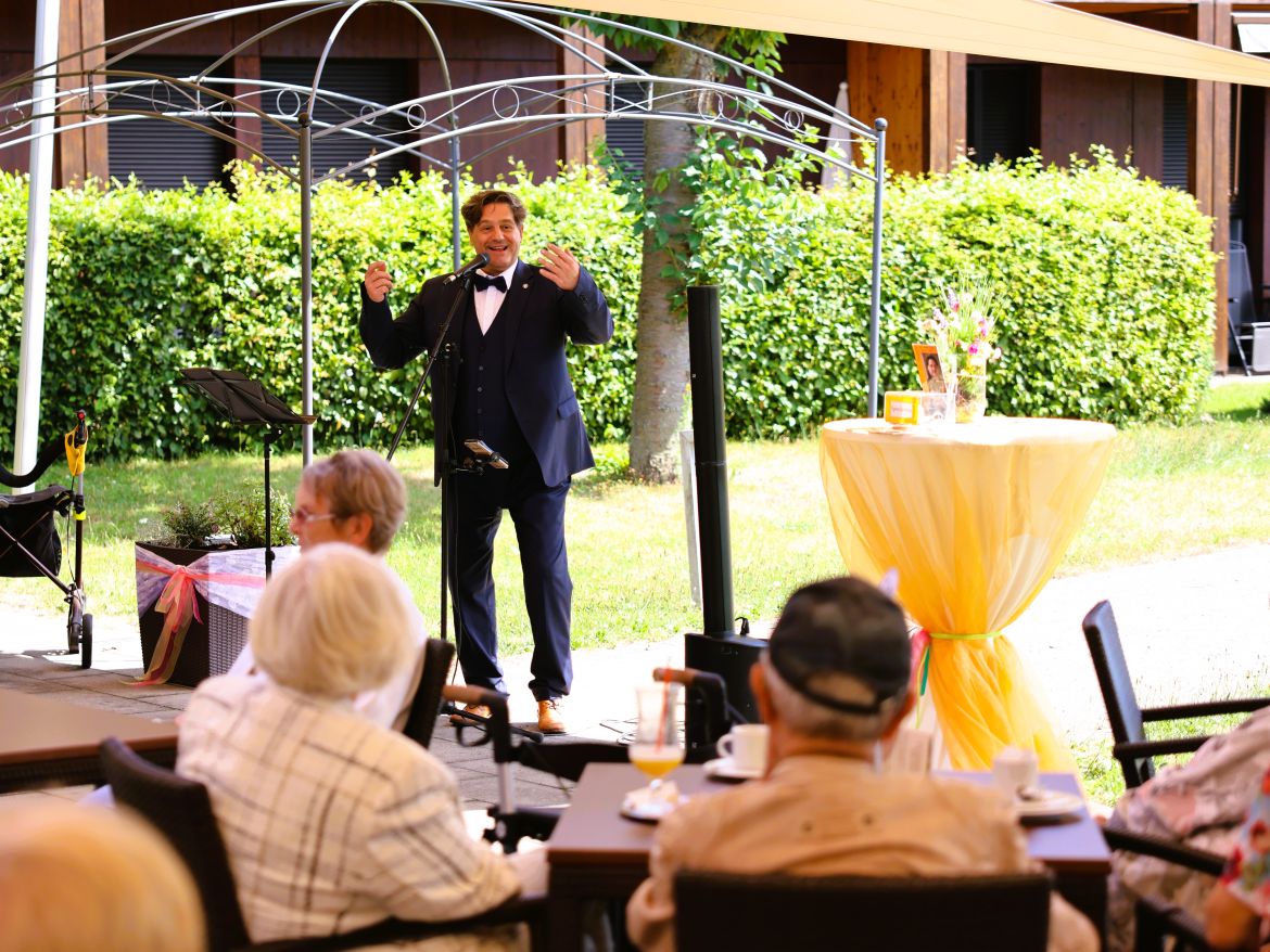 Tenor1.JPG