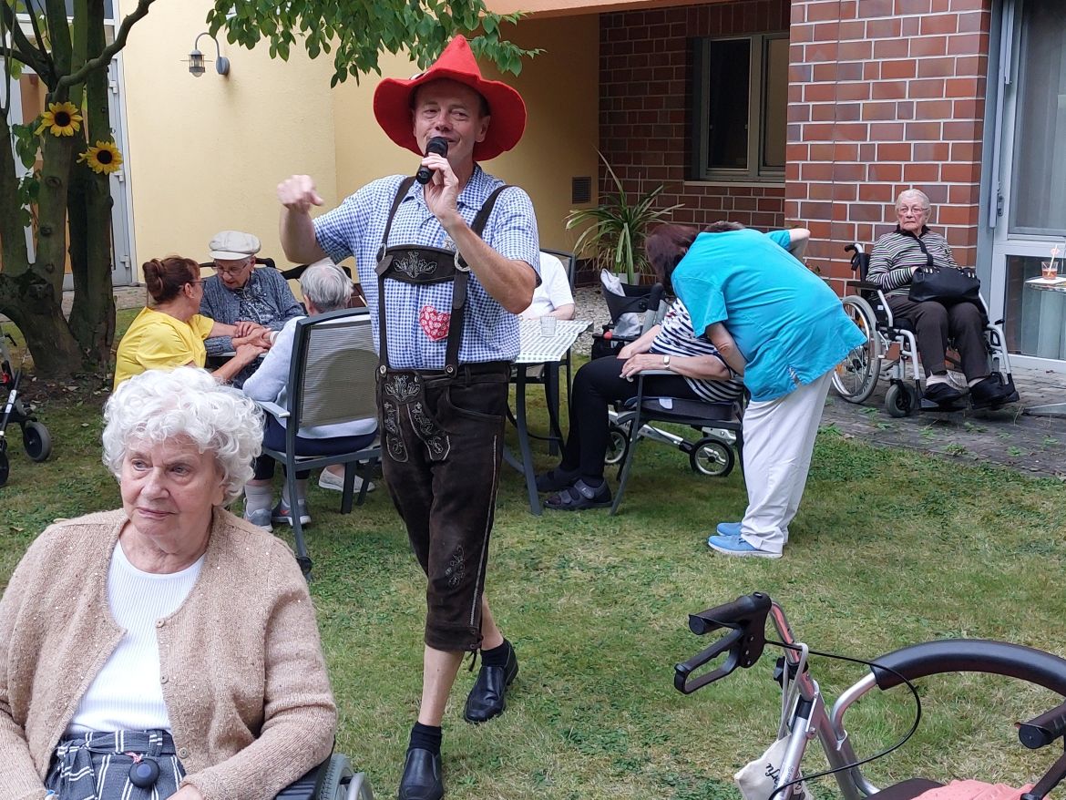 Das Warten hat sich gelohnt: Sommerfest in Böhlen bei bestem Wetter