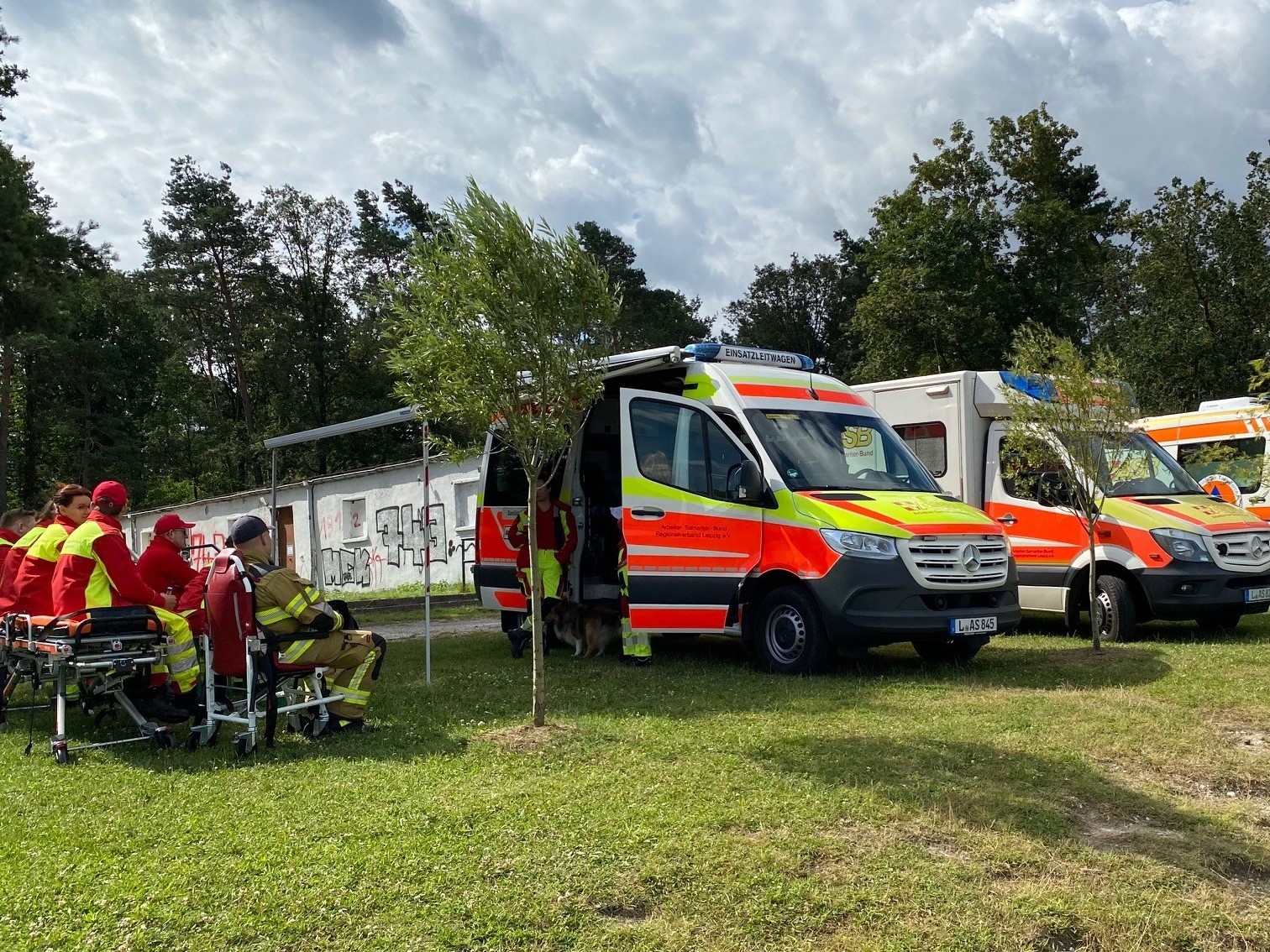 Azubi-Tag mit einer Spende für den ASB-Wünschewagen Sachsen