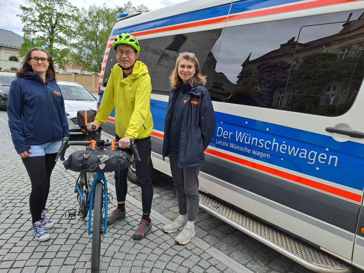 Ziel erreicht! Rad- und Spendenaktion mit großem Finale.