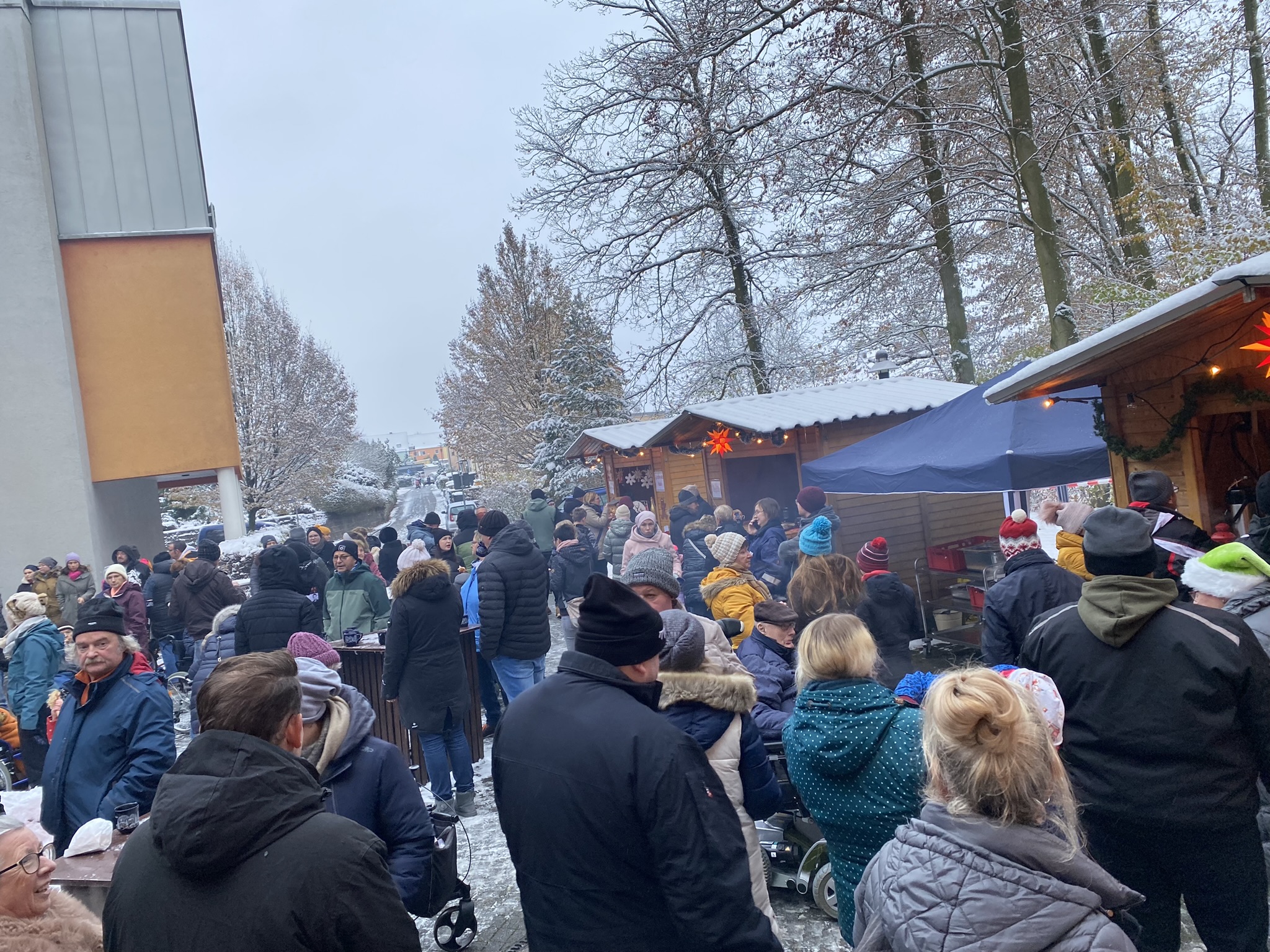 „Alle Jahre wieder“ - Weihnachtsmarkt in unserem Seniorenheim in Kitzscher