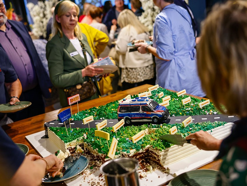 10 Jahre WüWa in Essen_Torte.jpg