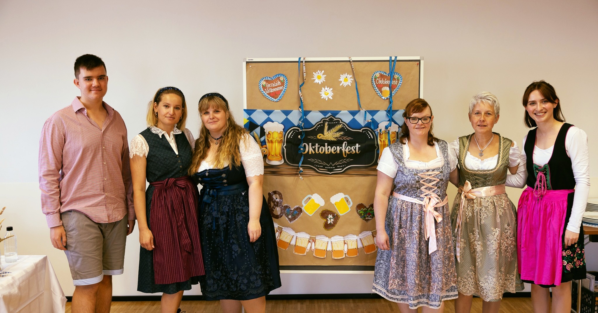 Beschwingtes Oktoberfest mit unseren Senioren im „Sonnenpark“