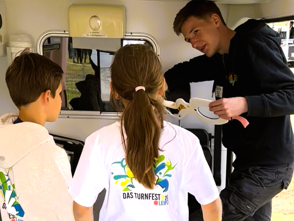 Rettungswagen zum Anfassen.png