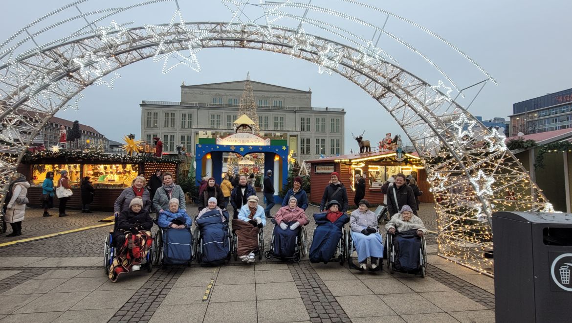 Ausflug zum Weihnachtsmarkt.jpg